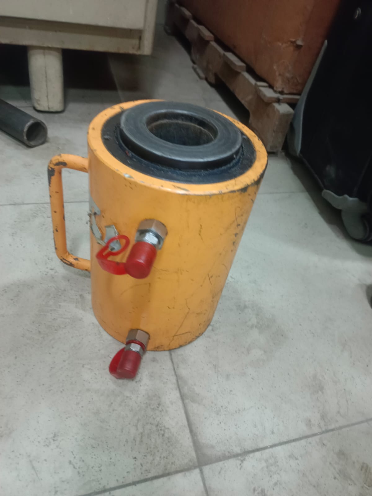 جاك زيت هيدروليكي سعة 50 طن